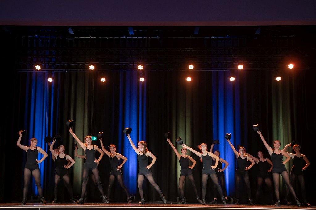 Show 30 327.jpg